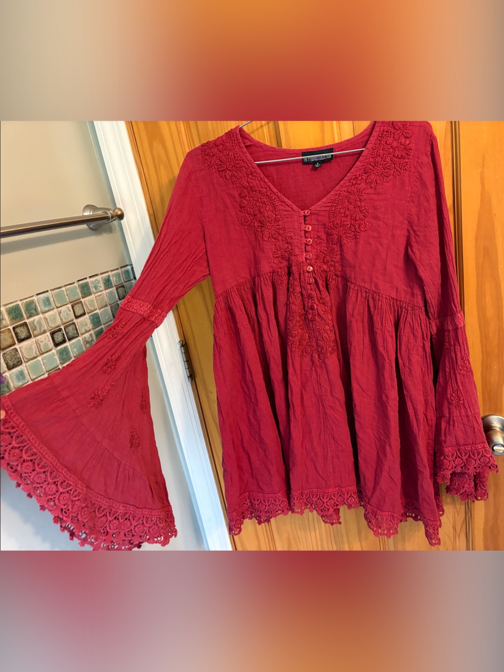 The Pyramid Collection Red Boho Bell Sleeve Peasant Top